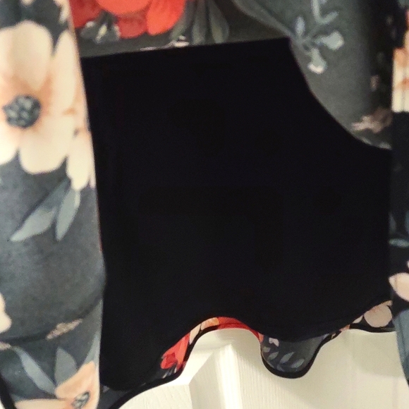 Ann Taylor Modest Pink Tropical Floral Midi Skirt Size S - Picture 5 of 8